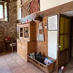 Ancienne Etable Avec Vue Champagnac-le-Vieux