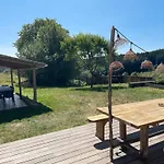 Ancienne Etable Avec Vue Country house Champagnac-le-Vieux